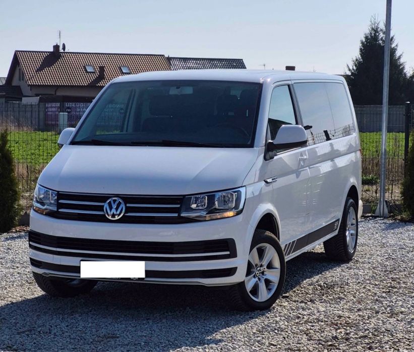 Wynajem busa VW Caravelle T6 wypożyczalnia najem 9-osobowy transfer