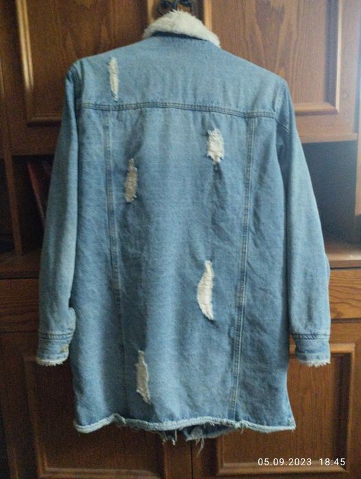 Куртка жіноча, джинсова