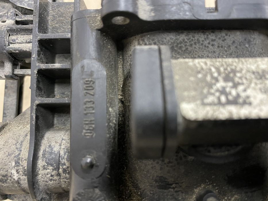 Коллектор впускной Audi A4 B8 / A5 / Q5 2.0 TFSI 06H133209F