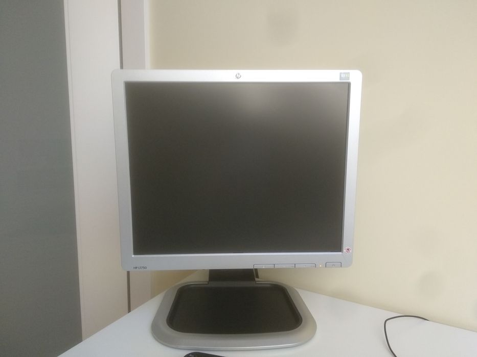 Monitor HP L1750