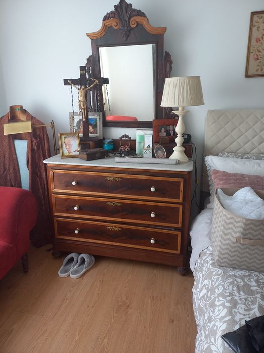 Moveis vintage comoda e jogo