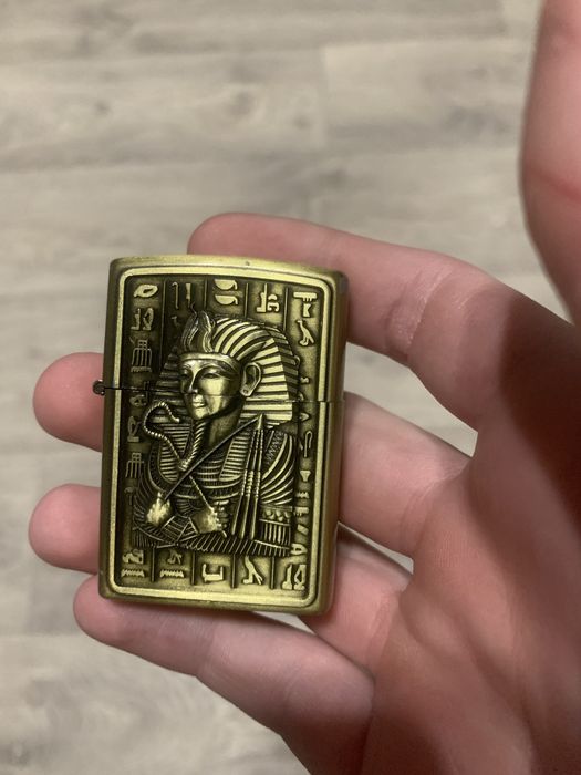 Запальничка бензинова