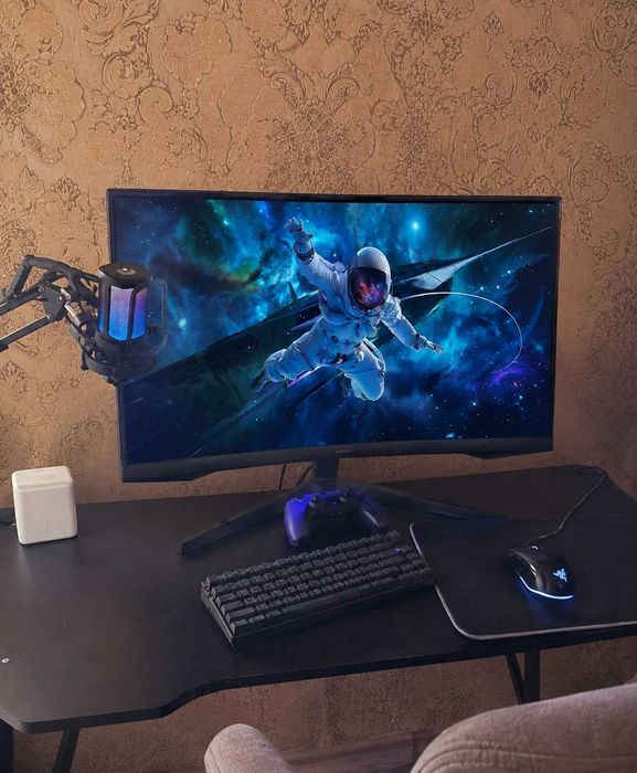 Монитор 32" Samsung Odyssey G5