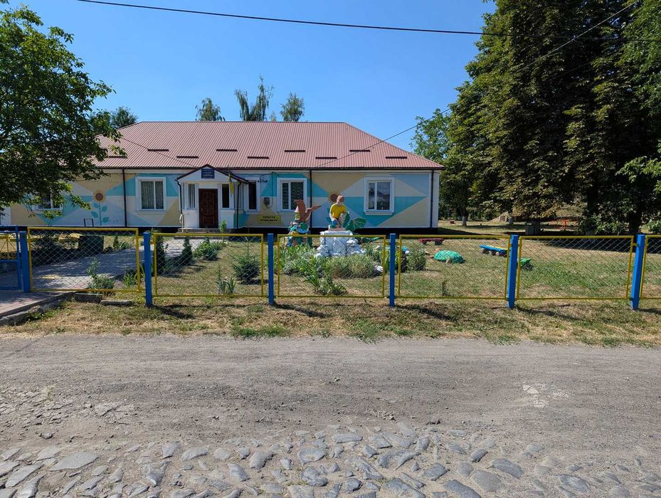 Продається будинок у мальовничому селі Франівка (Симонів), активна частина села