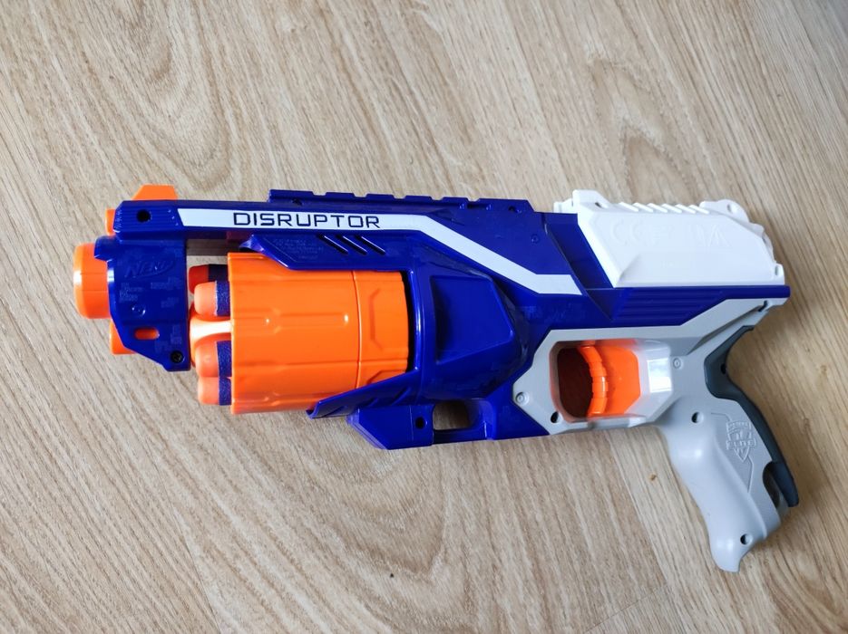 NERF Elite na 6 strzałów