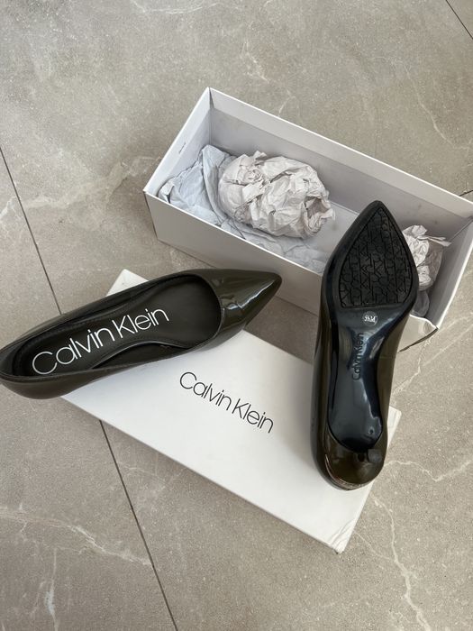 Туфлі лодочки човники Calvin Klein оригінал
