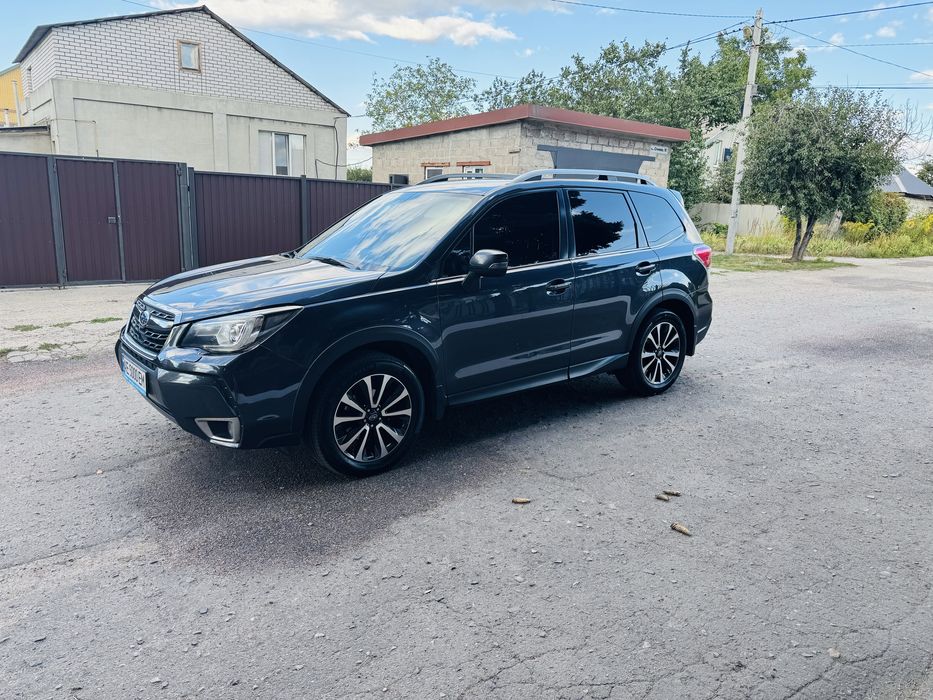 Subaru Forester 2016 идеальнейшее состояние Европа