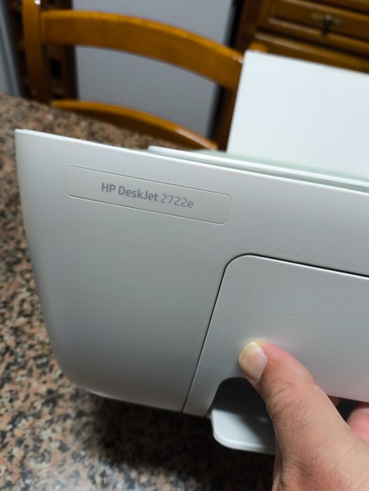 Impressora HP Deskjet 2722e