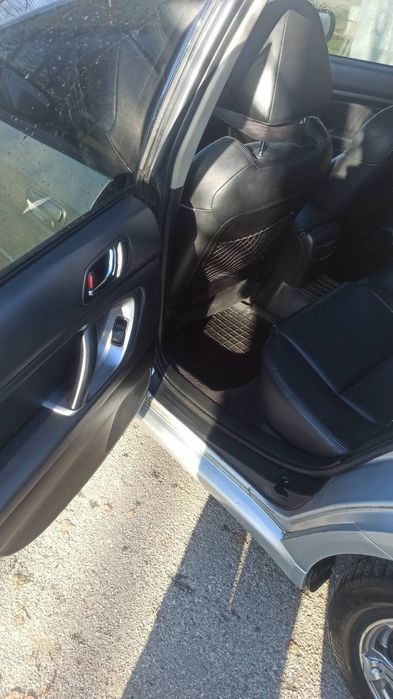Продам хороше авто Субару 2.0 Автомат