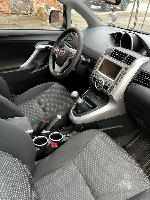 Toyota Verso після ДТП