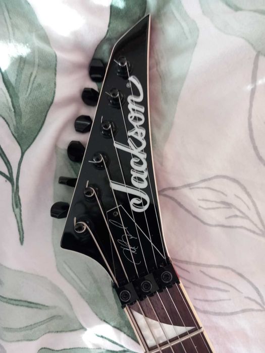 Jackson V (Phill Demmel sygnatura) + Hard case