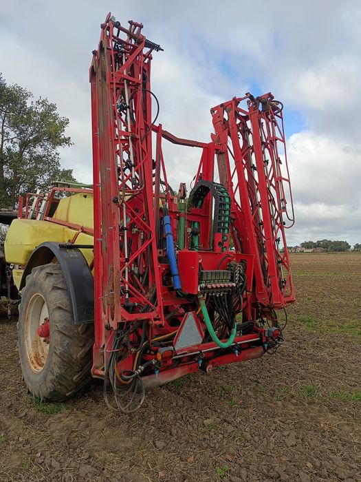 Opryskiwacz Rau  Kverneland  4000l