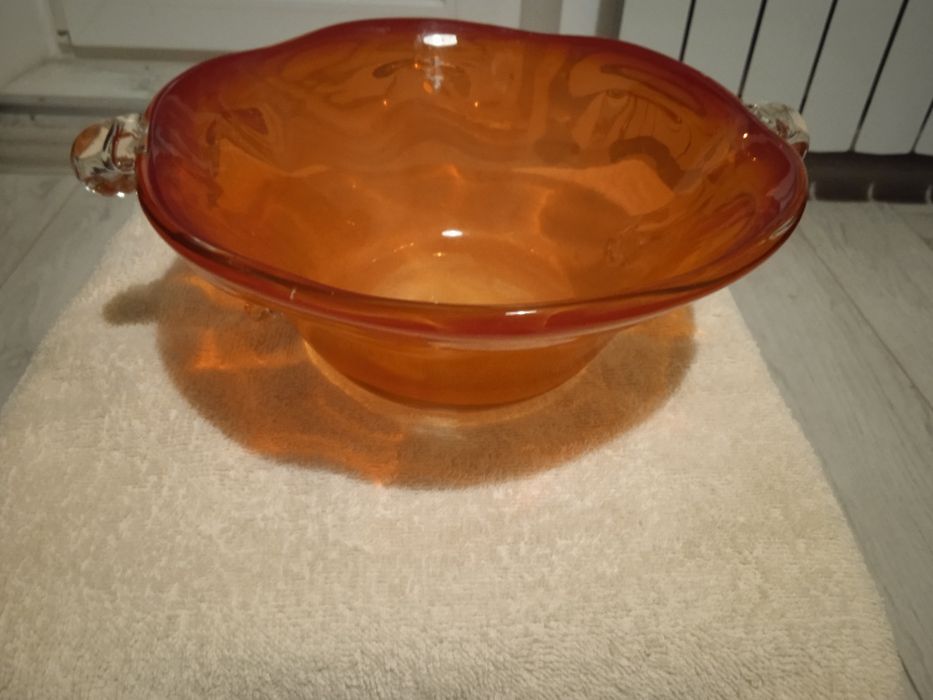 Продам салатницю