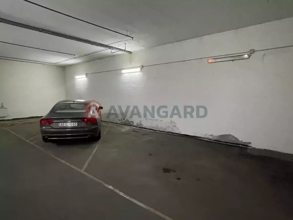 Велика простора квартира у цегляному якісному будинку ЖК Каскад