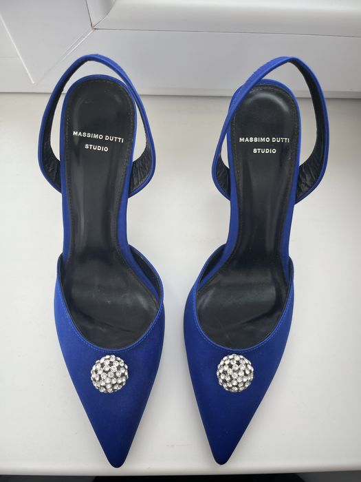 Слінгбеки з синього атласу Massimo Dutti, розмір 38