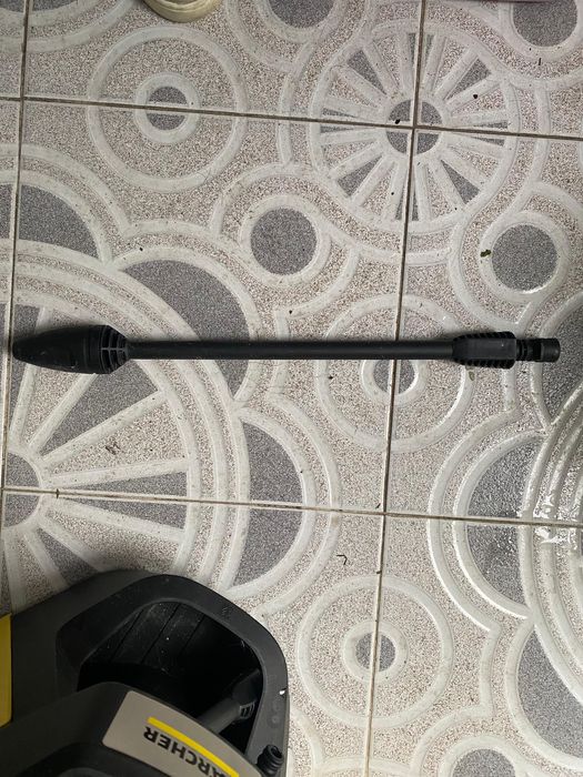 Máquina de alta pressão Karcher K7 Premium (com acessórios)