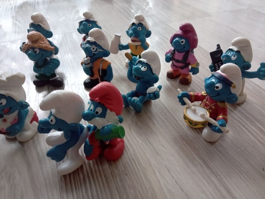 Smerfy figurki zestaw 12 sztuk ładne