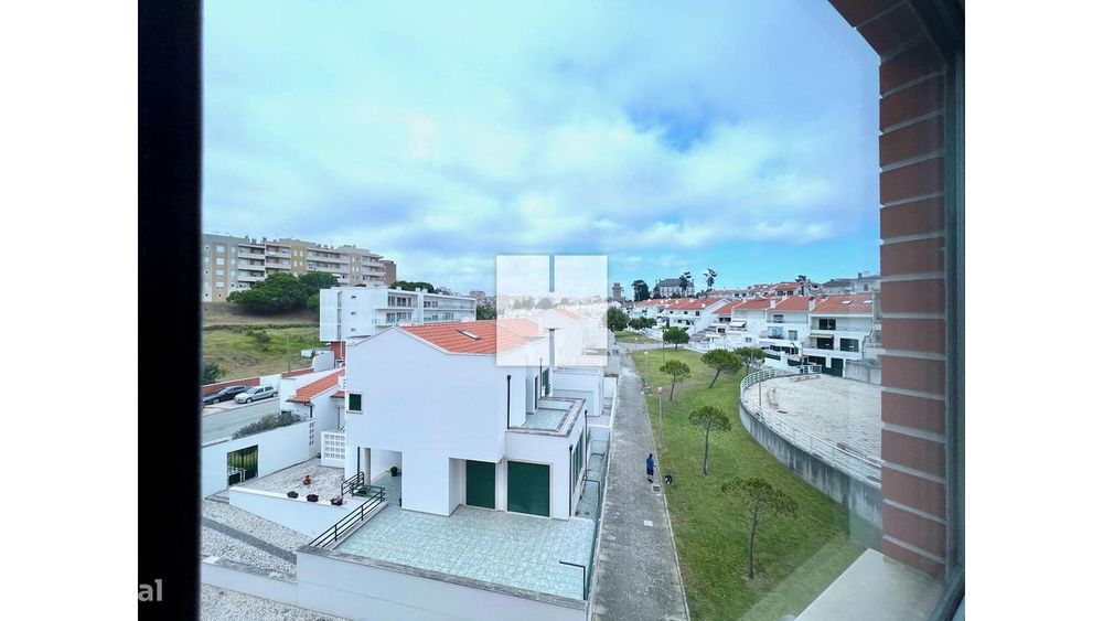 Apartamento T2 c/ Parqueamento — Buarcos, Coimbra