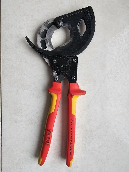 Nożyce do kabli Knipex