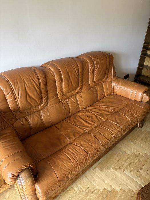 Skórzana kanapa z fotelami