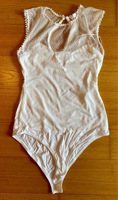 Body branco rendado