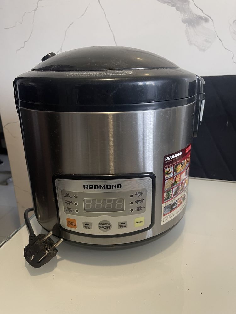 Мультиварка Redmond RMC-M4525: 1 150 грн. - Пароварки, мультиварки ...