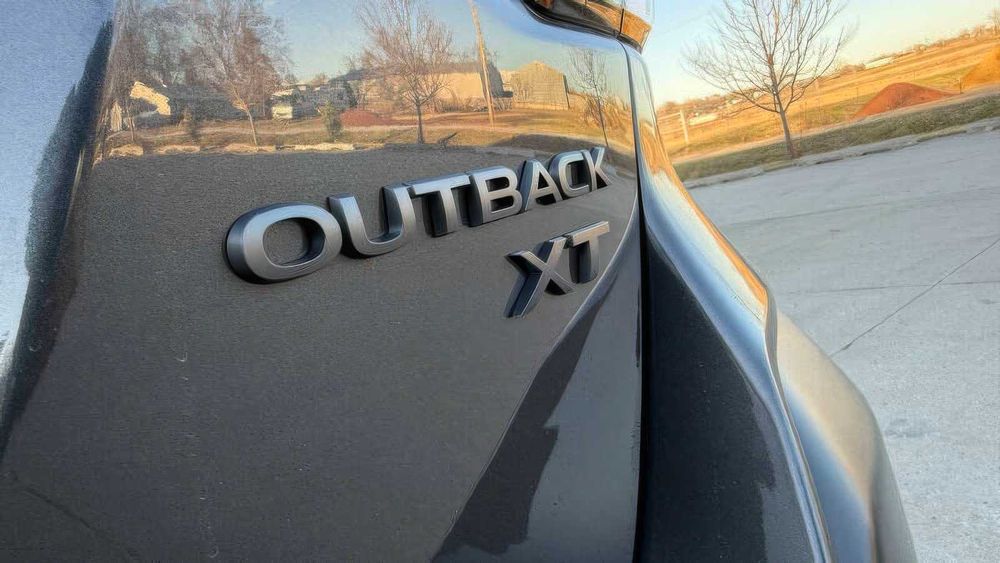 Subaru Outback Premium      2021