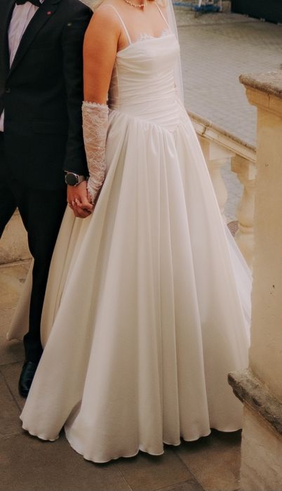 Suknia ślubna satynowa