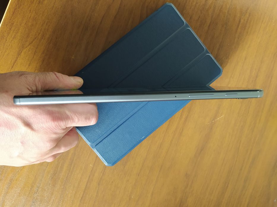 Samsung galaxy tab a7 lite 32GB Wi-fi стан новий.