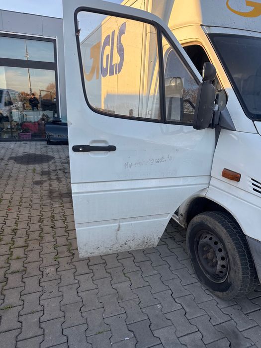 Mercedes sprinter 903  drzwi