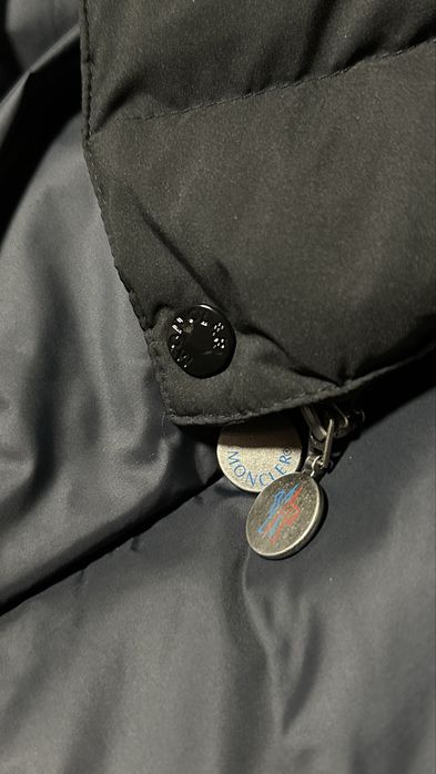 жилетка moncler мужская