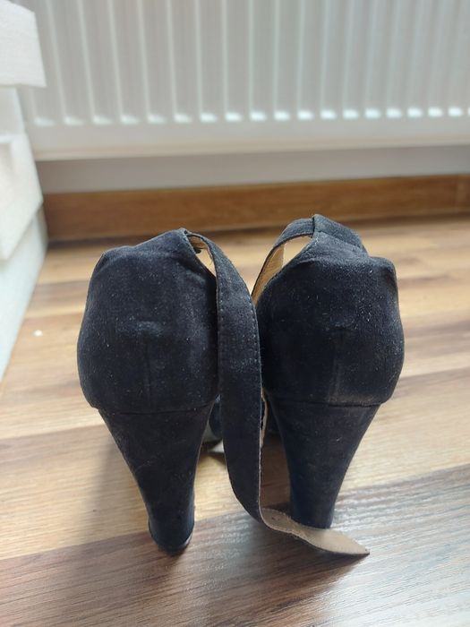 Buty na korku jennifer 35