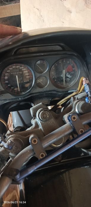 Продам Хонду CBR 1000F