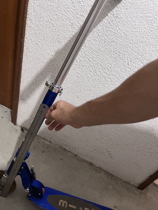Trotinete Micro dobrável – azul (Swiss Design)