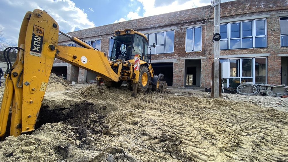 Послуги екскаватора Тернопіль | JCB 3CX | Земляни роботи