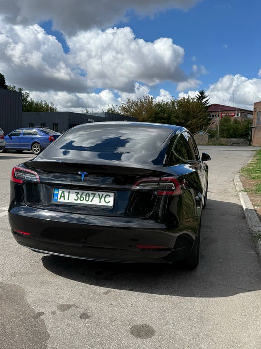 Tesla Model 3 Long Range