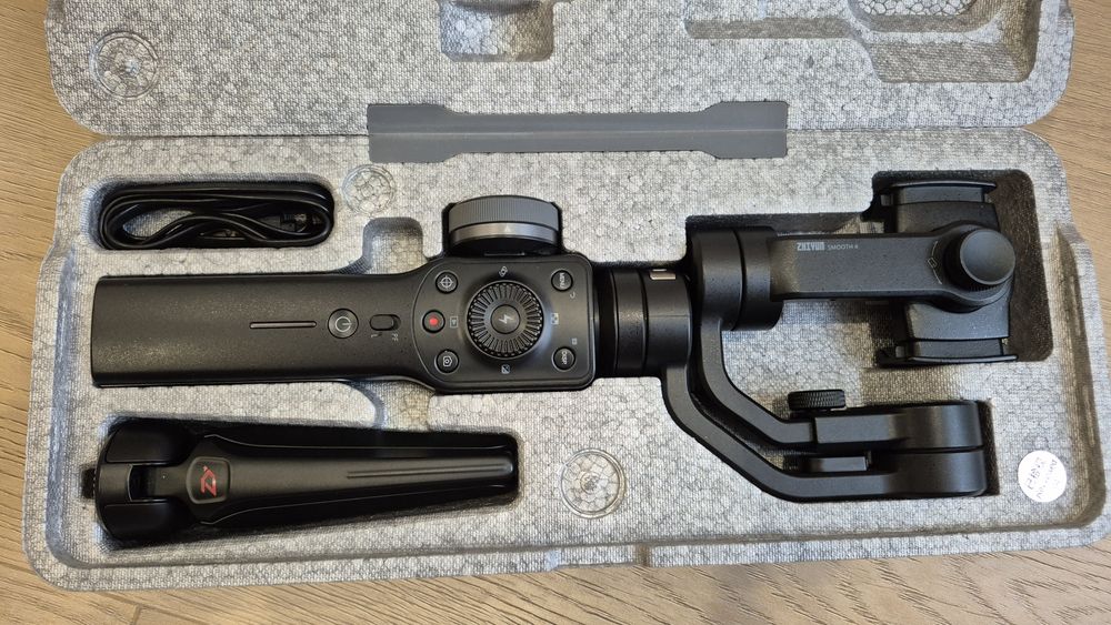 Стедикам (стабілізатор) ZHIYUN Smooth 4