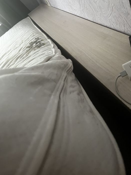 Матрас Dusseldorf 200*180 с кроватью 210*190