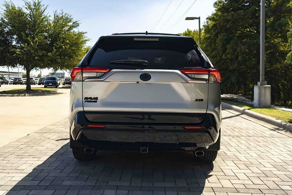 Toyota RAV4 Prime XSE      2022