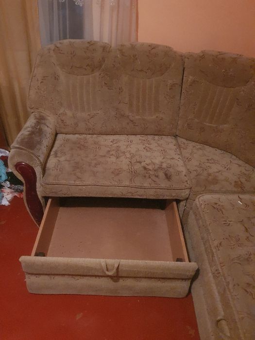 Диван б/у продам