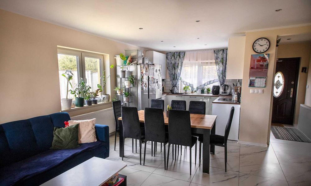 Przytulny dom pod miastem