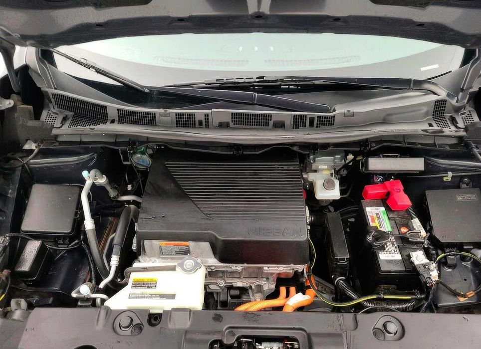 Nissan LEAF S Plus      2019