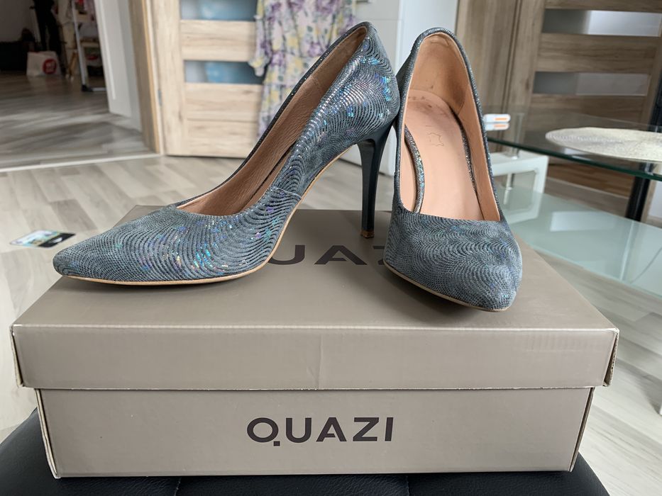 Połyskujące Szpilki Quazi 35