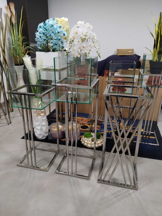 Floreiras em inox polido brilhante
