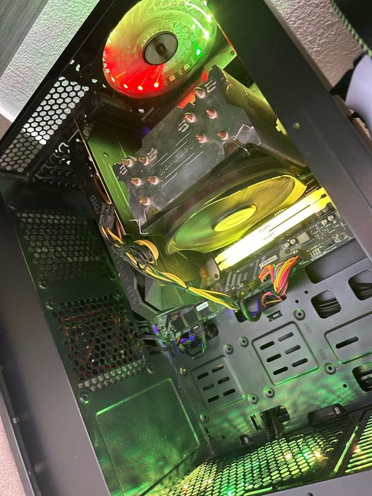 Pc gaming Venda URGENTE