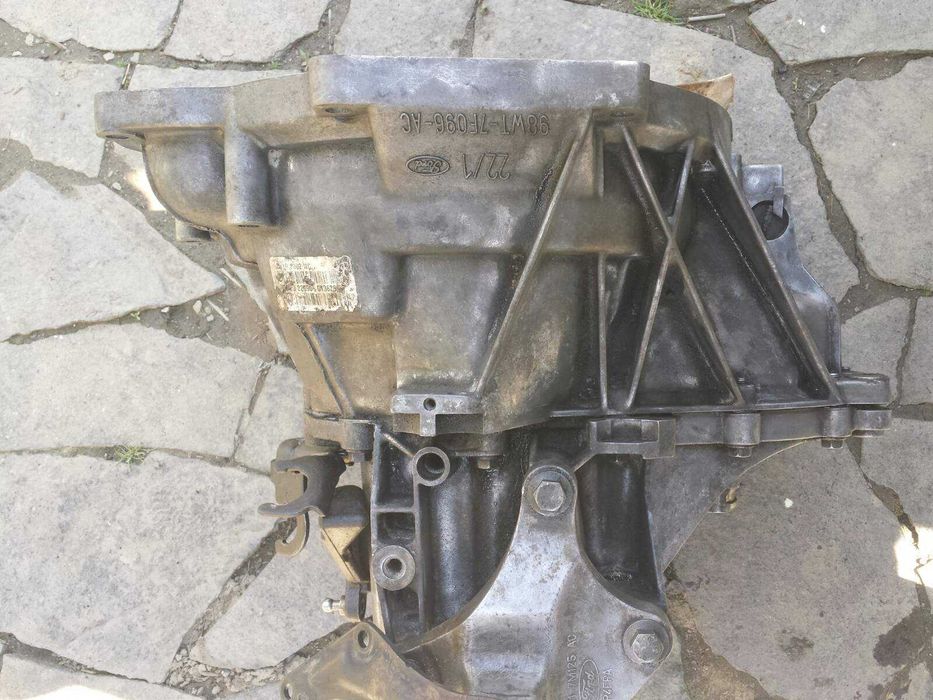 Мотор двигун та  КПП на ФОРД ФЬЮЖН / Ford FUSION  1,4 бензин