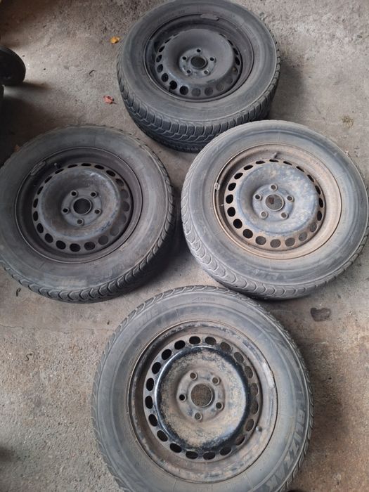 Opony zimowe 195/65 R15