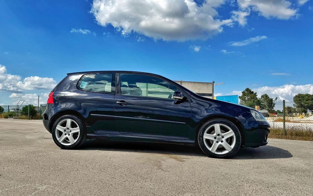 Volkswagen Golf V