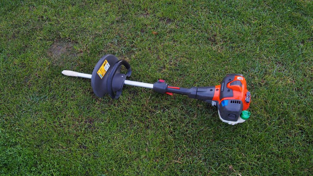 HUSQVARNA 325HE3 325 HE 3 silnik