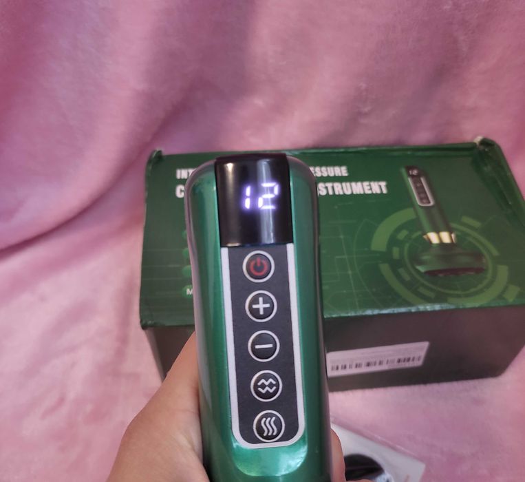 Новий вакуумний масажор. Антицелюлітний масаж